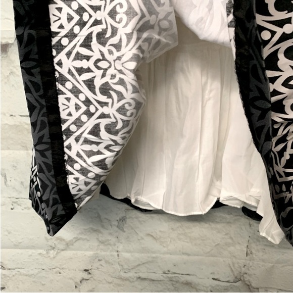 NEW White House Black Market Blackand white ombré 50’s Style Midi dress size 0 - Picture 11 of 16